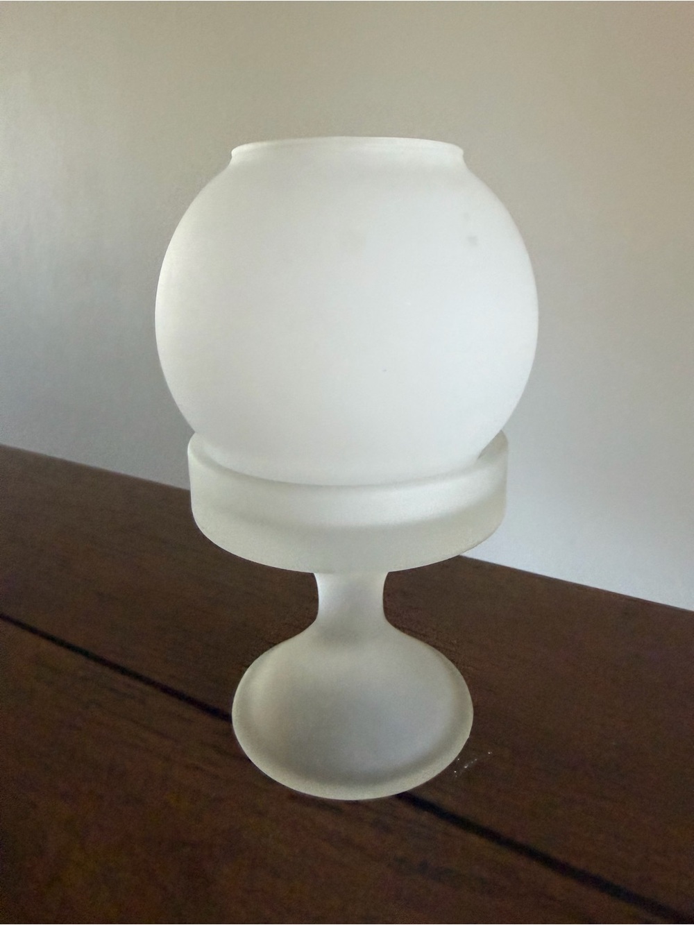 Vintage LE Smith Frosted Globe Fairy Lamp Light Candle Courting Lamp Rare